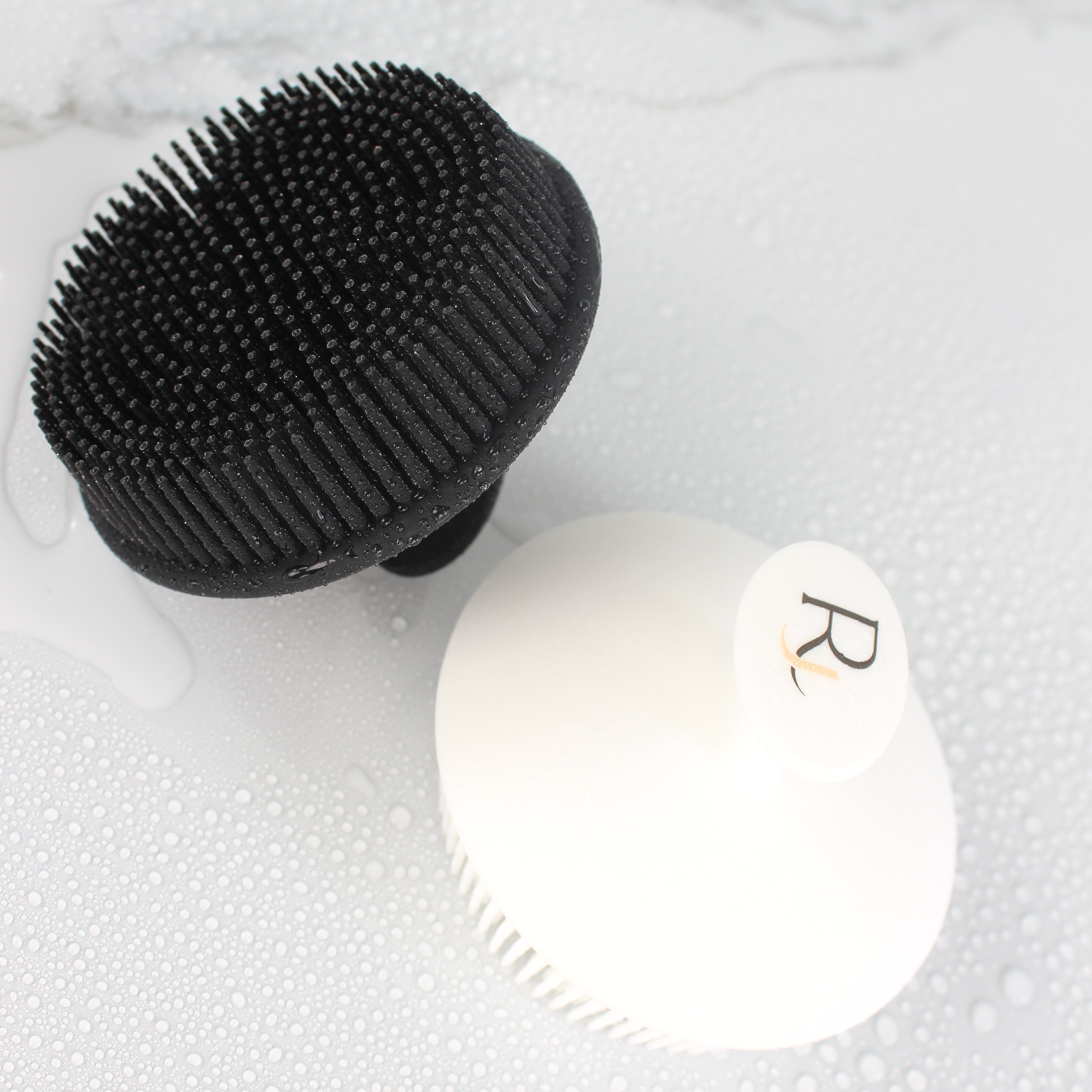 Black and White Raqiia Body Scrubbers